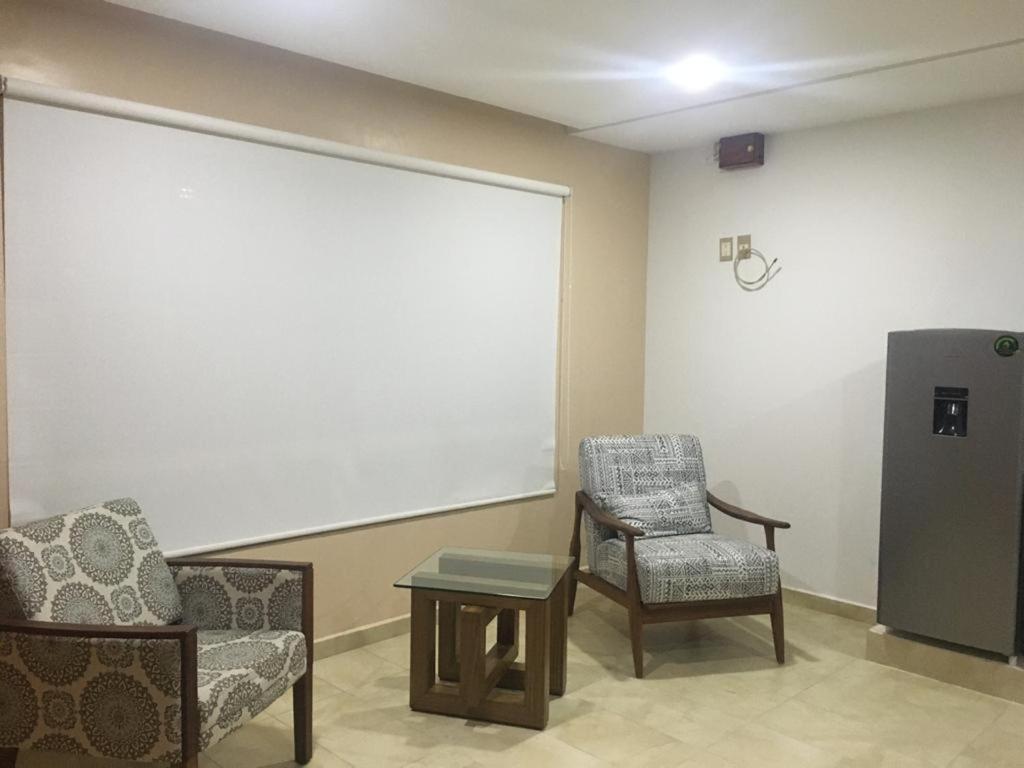 Hotel Y Suites Maria Fernanda Zitacuaro Ngoại thất bức ảnh